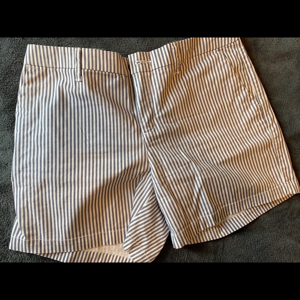 Stripped shorts
